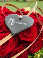 Piqué de roses et son ardoise message